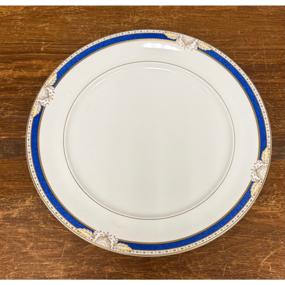 Mikasa Blue Grimaldi Chopper 12" Plate. KT177